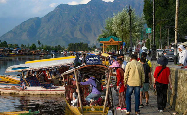 Best Kashmir Rental Taxi Service