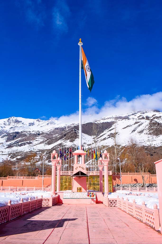 Kargil  Kashmir Rental Taxi