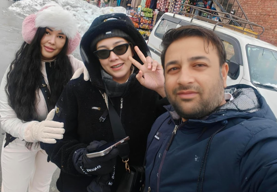 Kashmir Rental Taxi Service