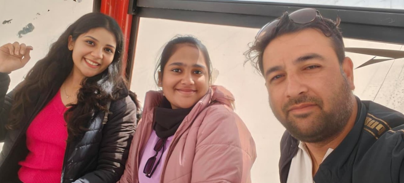 Taxi Service in Kashmir, Affordable Cab Booking Service In Kashmir